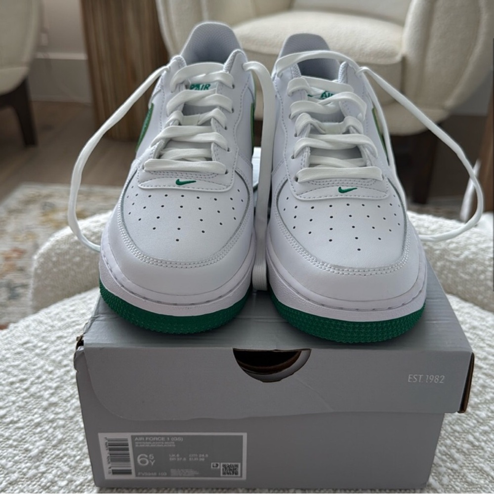 Nike Air Force 1